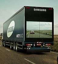 Samsung invents a screen on the back of trucks to show the road ahead